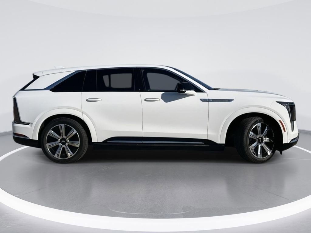 New 2025 Cadillac Escalade IQ Luxury 2 AWD/4WD image 2