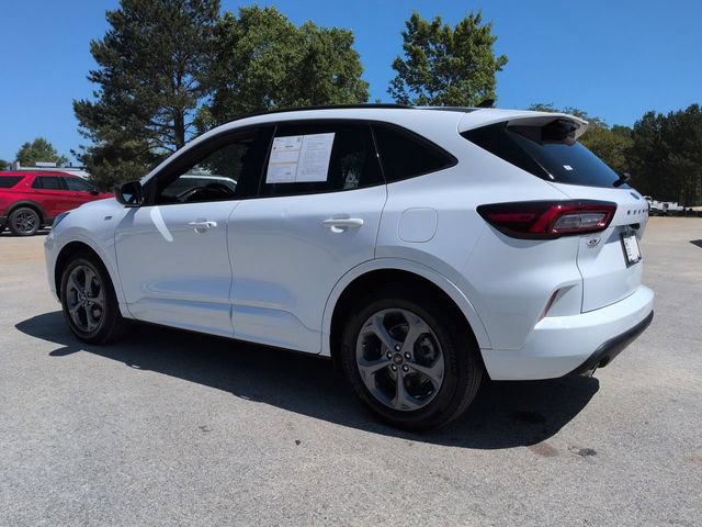 Certified 2023 Ford Escape ST-Line w/ Equipment Group 301A FWD image 7