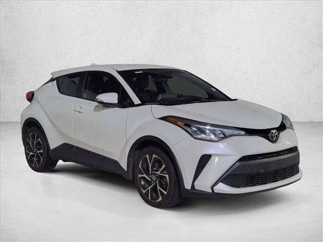 Used 2020 Toyota C-HR XLE FWD image 3