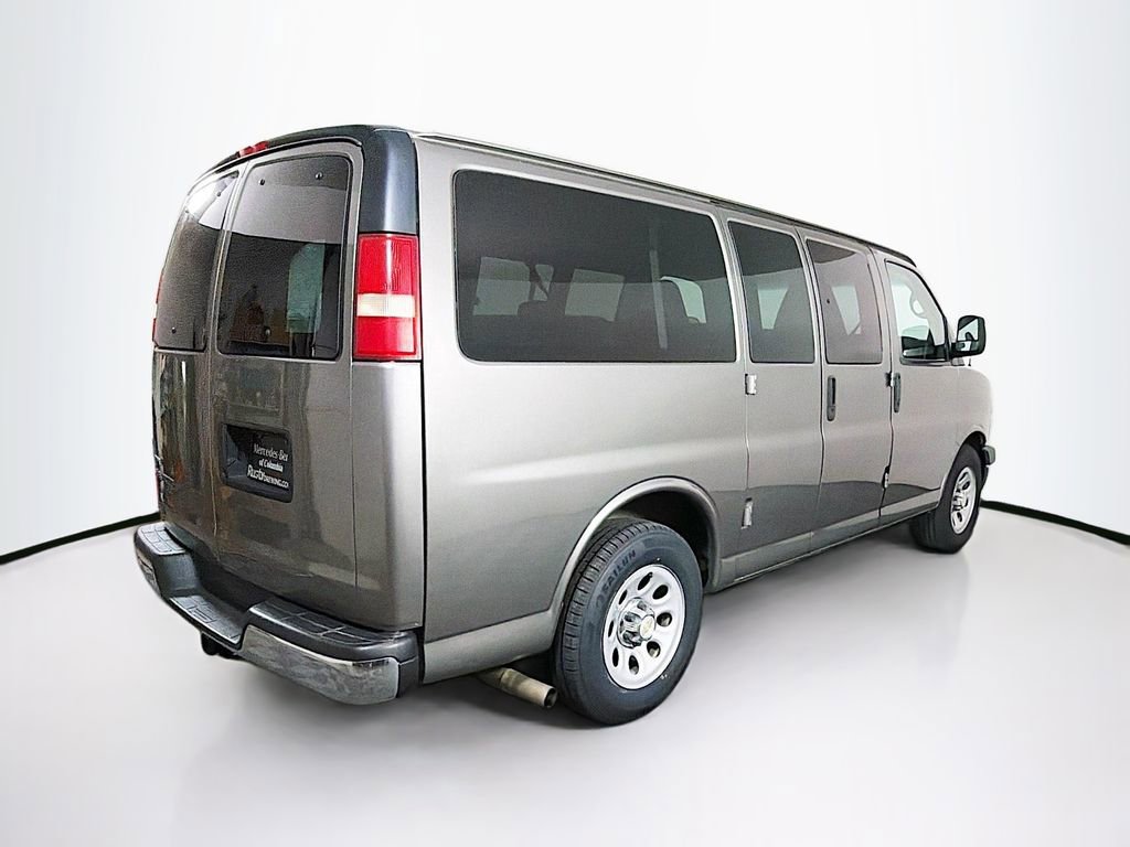 Used 2011 Chevrolet Express 1500 LT w/ LT Preferred Equipment Group AWD/4WD image 7