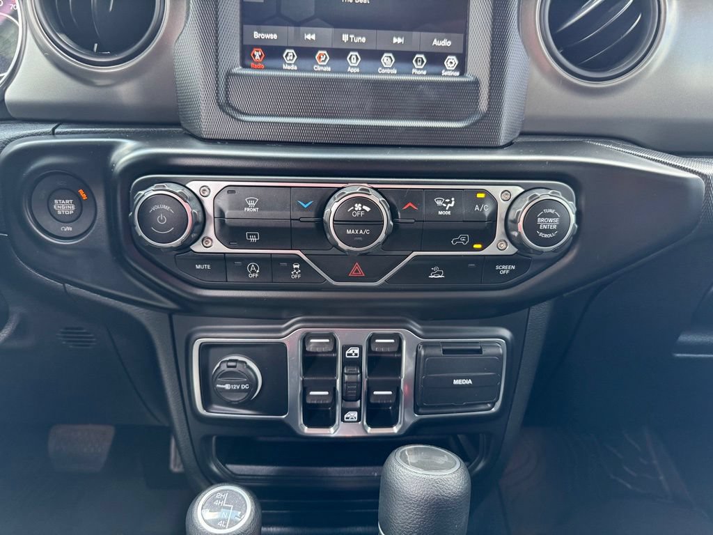 Used 2022 Jeep Wrangler Unlimited Sport AWD/4WD image 22