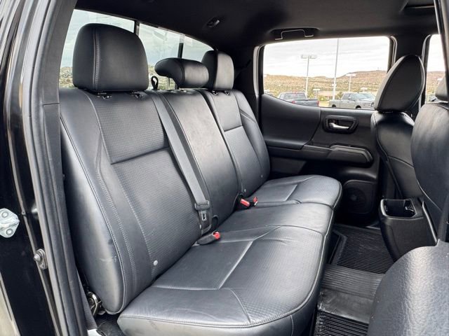 Used 2023 Toyota Tacoma TRD Off-Road image 34