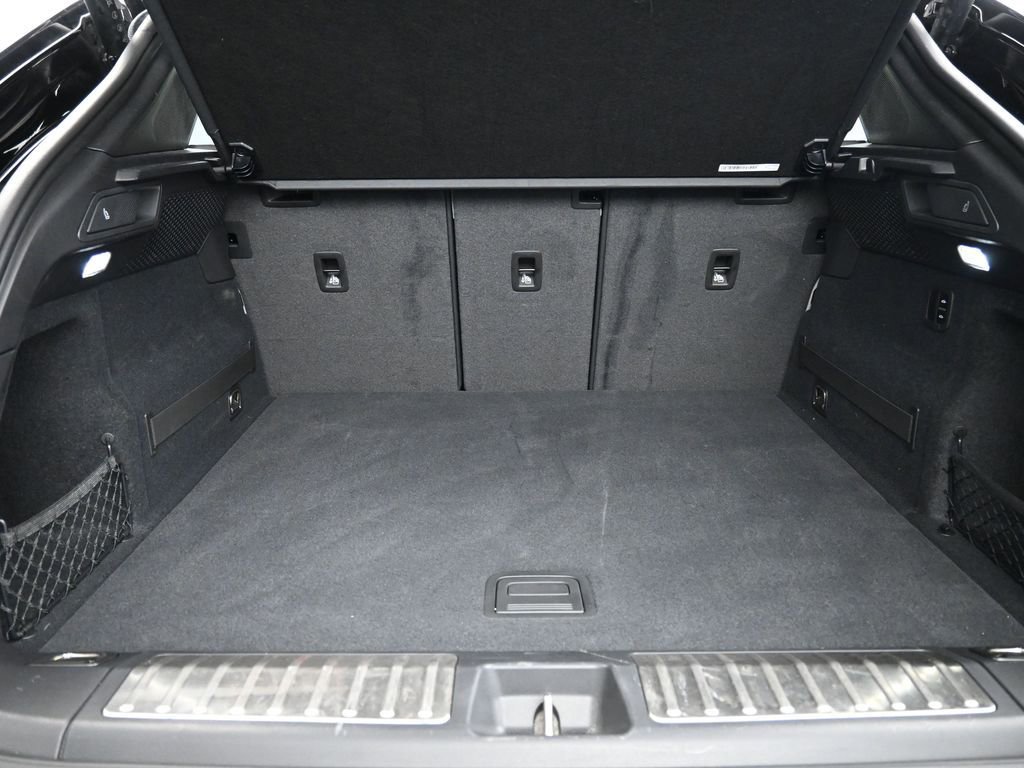 Certified 2024 Porsche Macan 4 Electric image 23