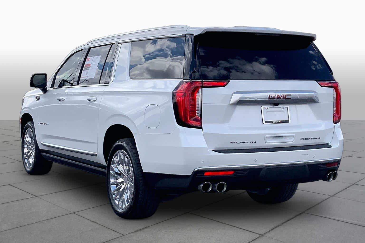 Used 2023 GMC Yukon XL Denali w/ Max Trailering Package AWD/4WD image 12