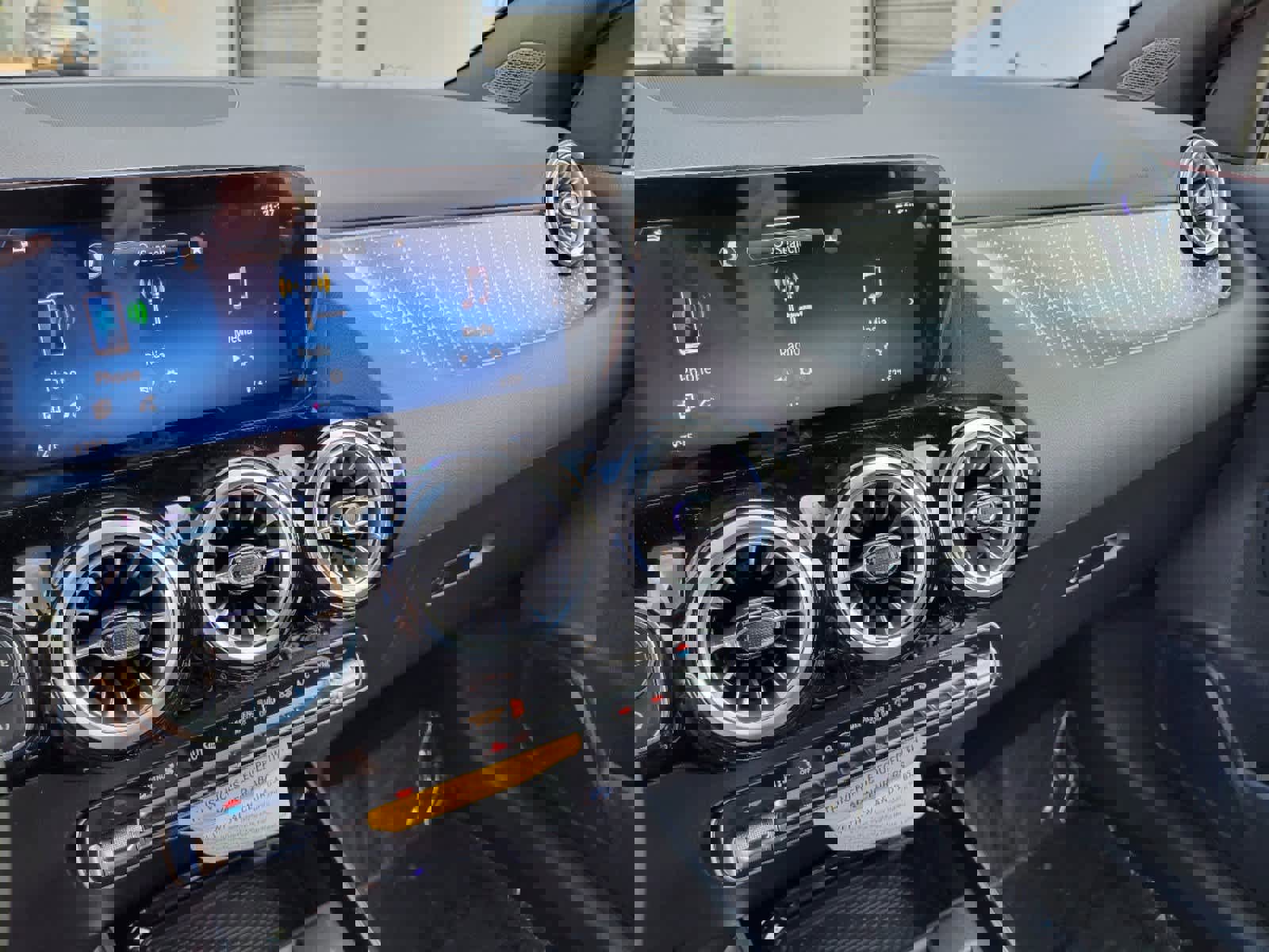 New 2025 Mercedes-Benz GLA 250 image 14