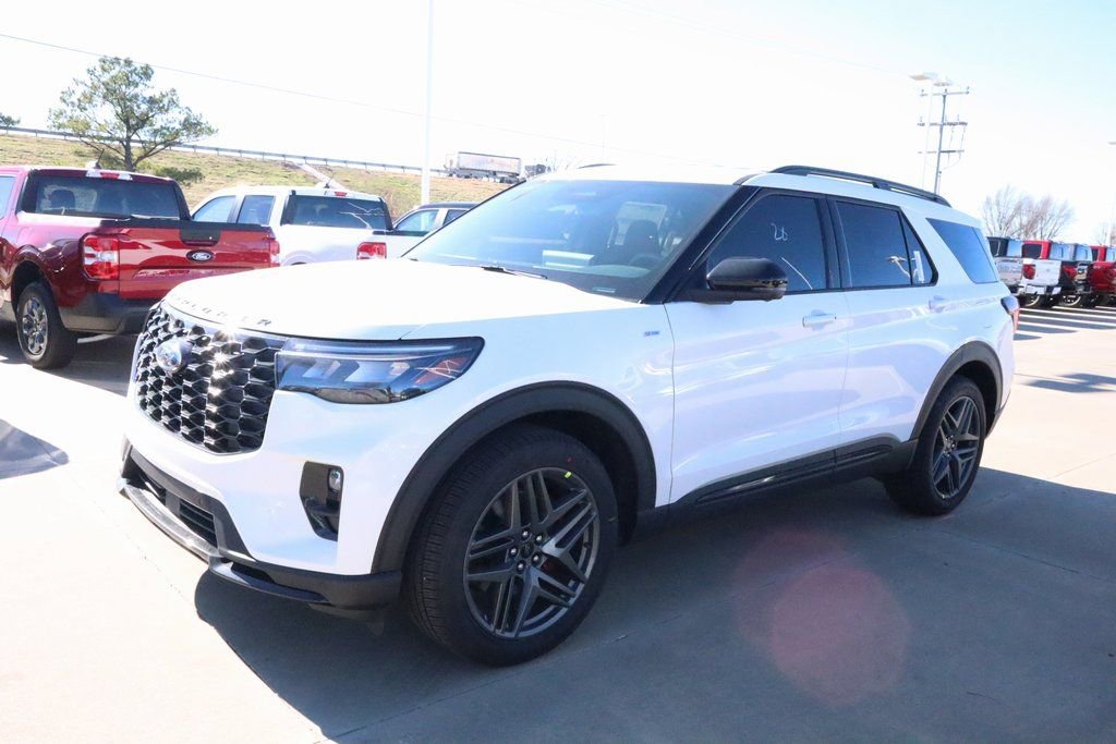 New 2026 Ford Explorer ST-Line w/ ST-Line Street Pack image 10