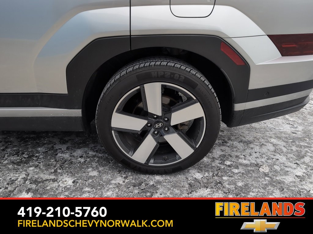 Used 2024 Hyundai Santa Fe Limited image 13