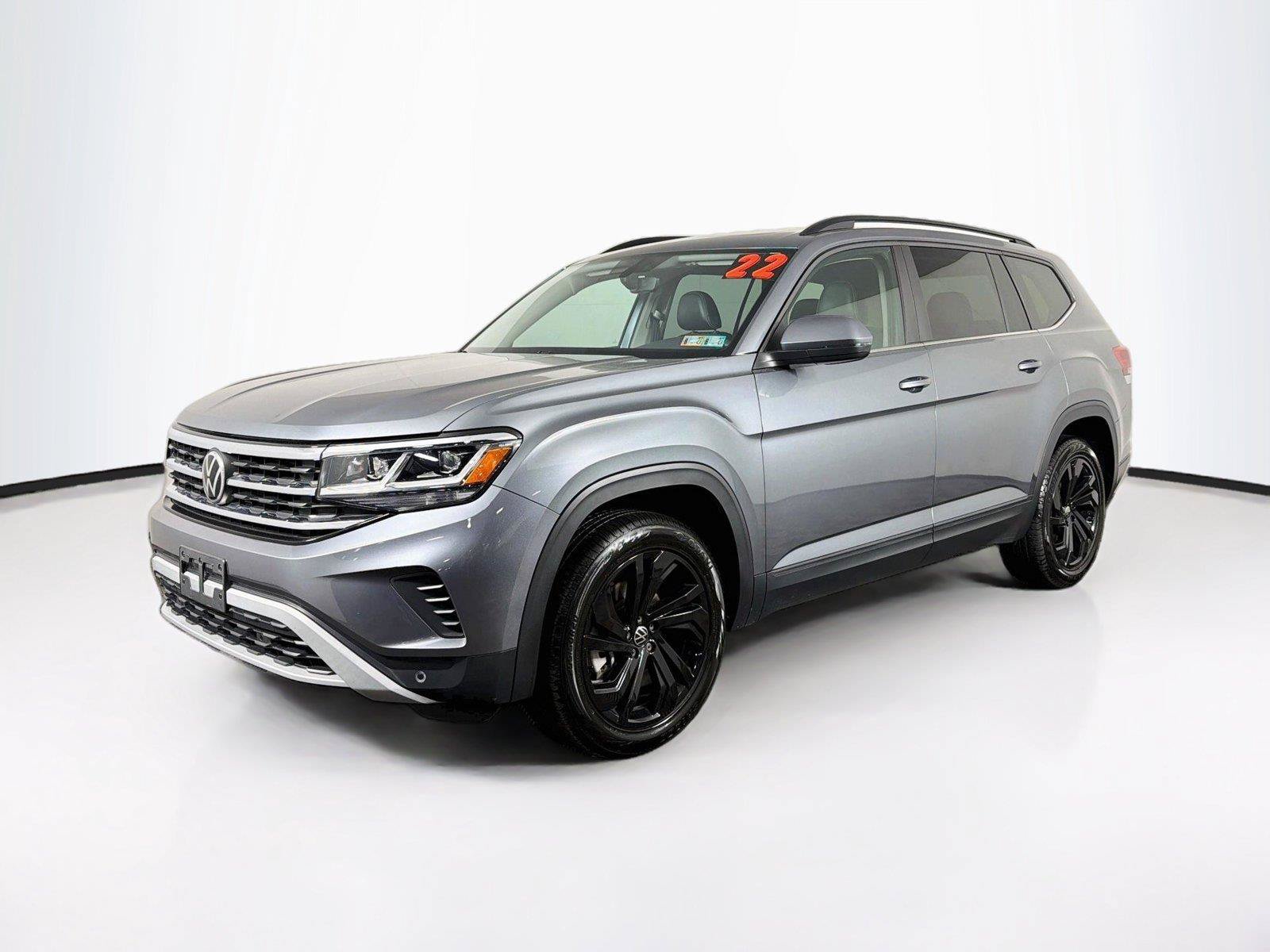 Used 2022 Volkswagen Atlas SE w/ Panoramic Sunroof Package AWD/4WD image 7
