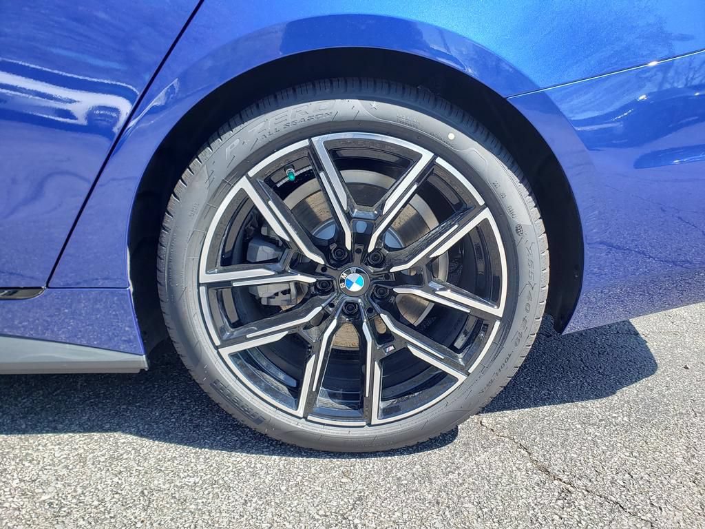 New 2026 BMW i4 xDrive40i w/ M Sport Package AWD/4WD image 12