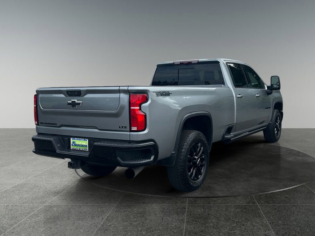 Used 2025 Chevrolet Silverado 3500 LTZ w/ LTZ Plus Package AWD/4WD image 10