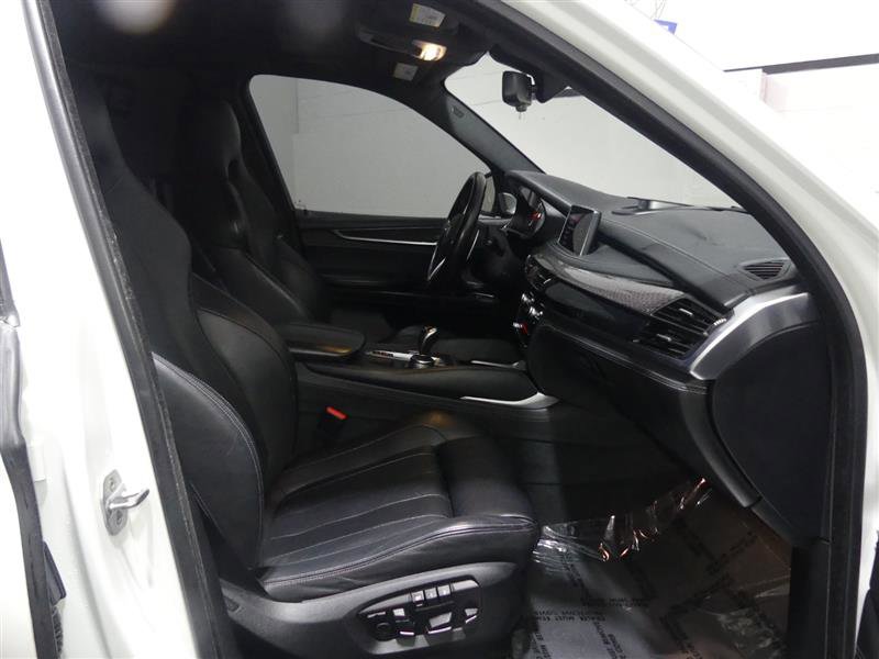 Used 2018 BMW X5 M AWD/4WD image 23