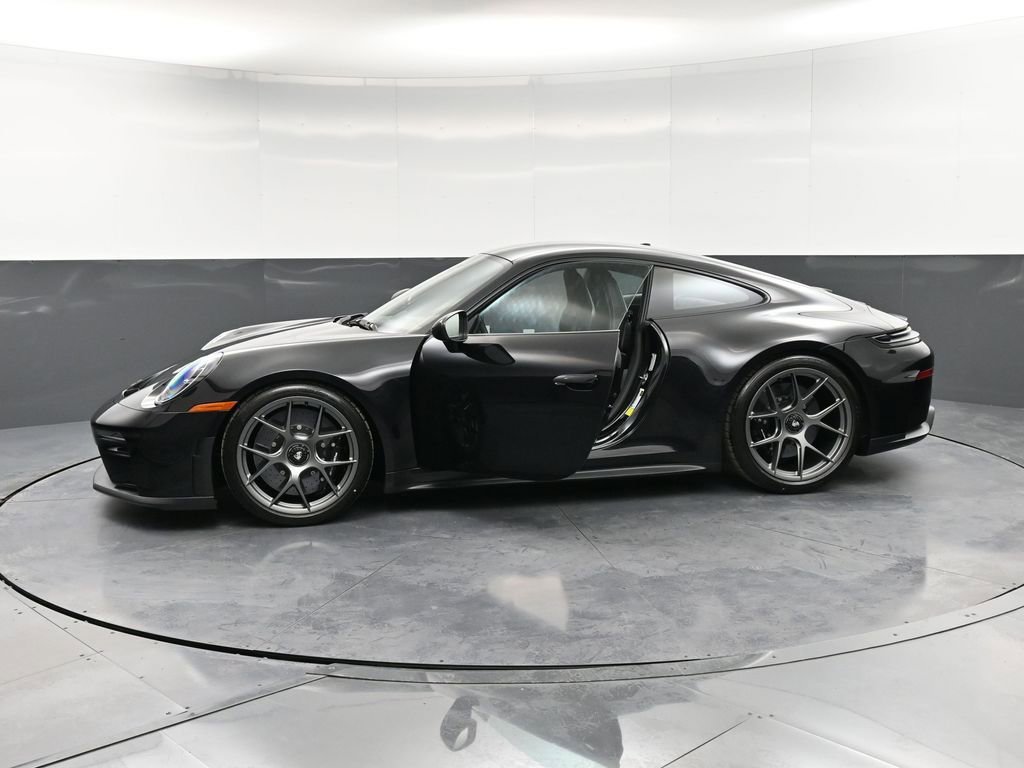 New 2026 Porsche 911 GT3 image 40