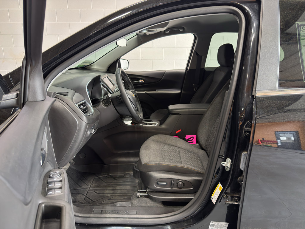 Used 2024 Chevrolet Equinox LT w/ LPO, Floor Liner Package FWD image 14