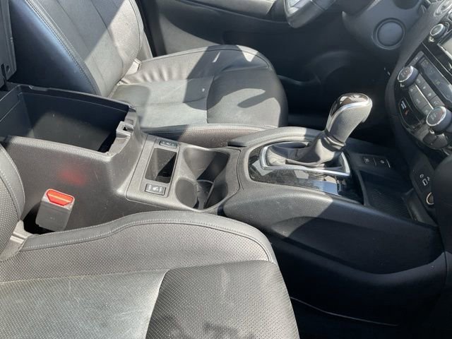 Used 2022 Nissan Rogue Sport SL image 16