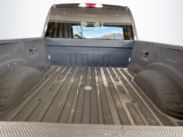 Used 2017 Ford F350 Platinum w/ Platinum Ultimate Package AWD/4WD image 17
