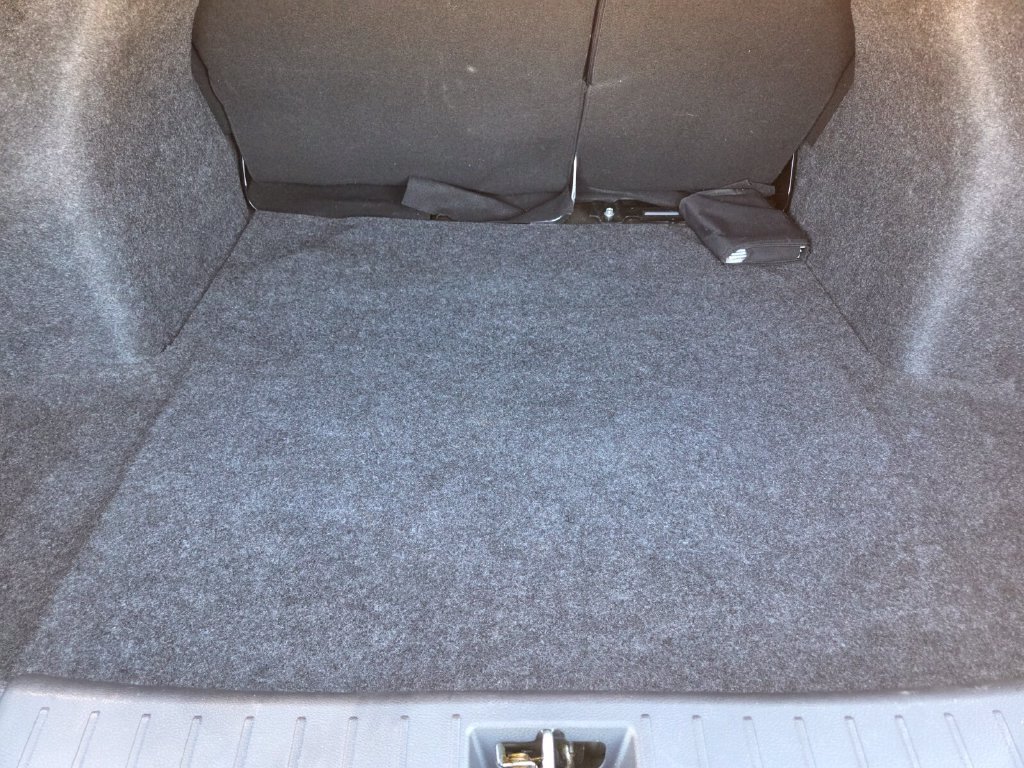 Used 2022 Nissan Versa S w/ Electronics Package FWD image 26