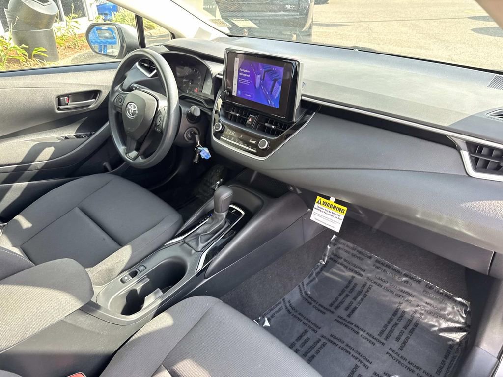 Used 2024 Toyota Corolla LE image 13
