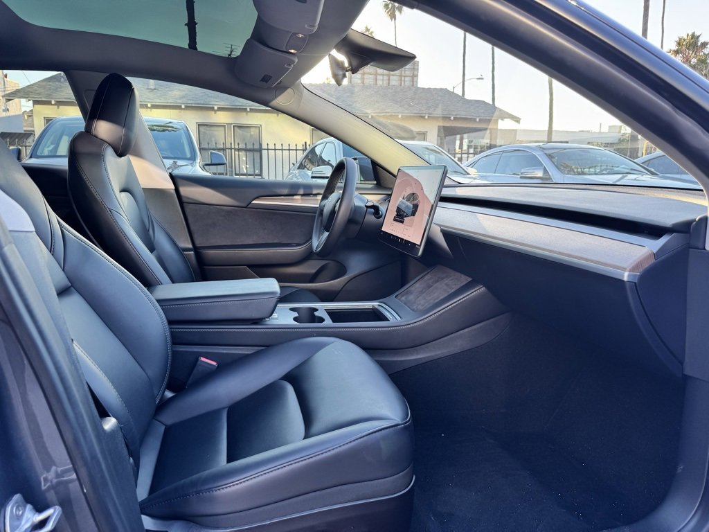 Used 2023 Tesla Model 3 Standard Range image 28