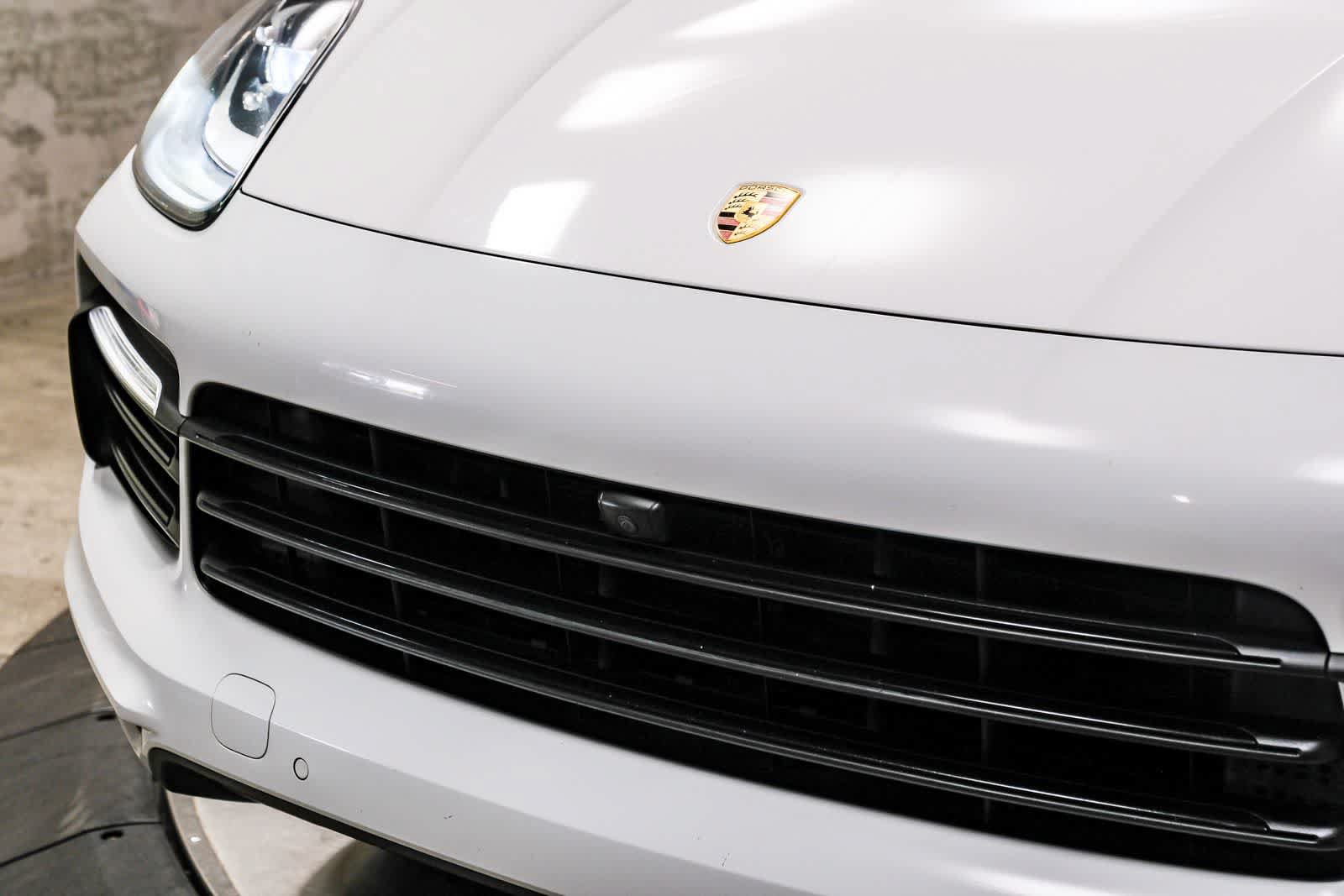 Used 2020 Porsche Cayenne S AWD/4WD image 14