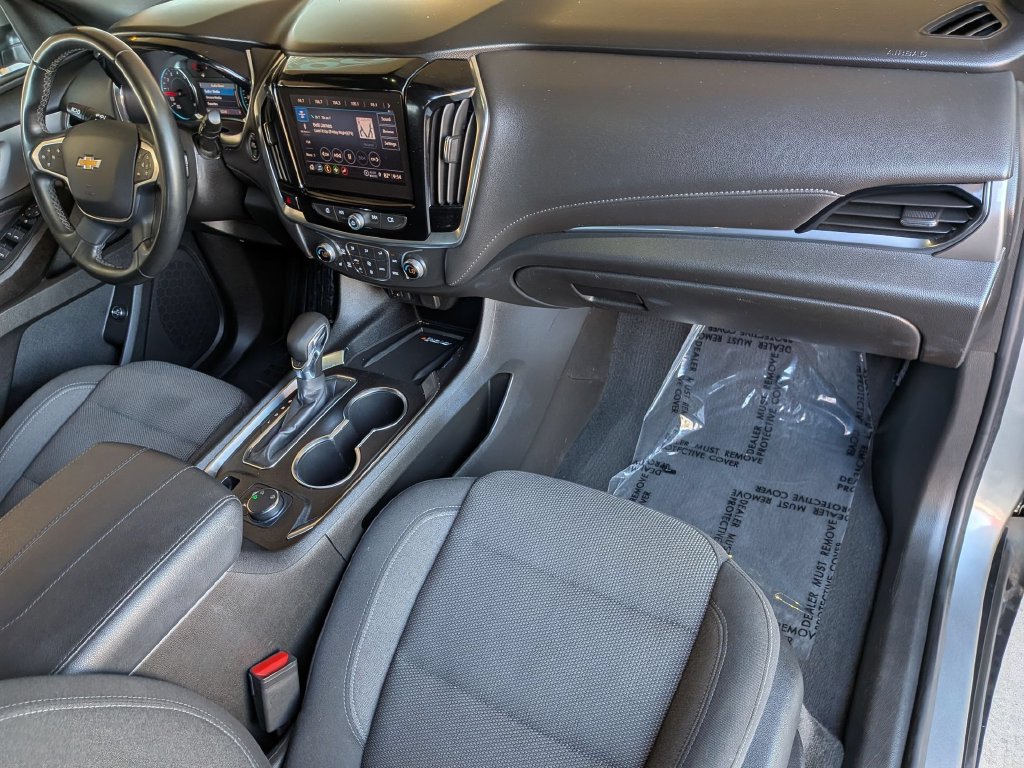 Used 2023 Chevrolet Traverse LT AWD/4WD image 32