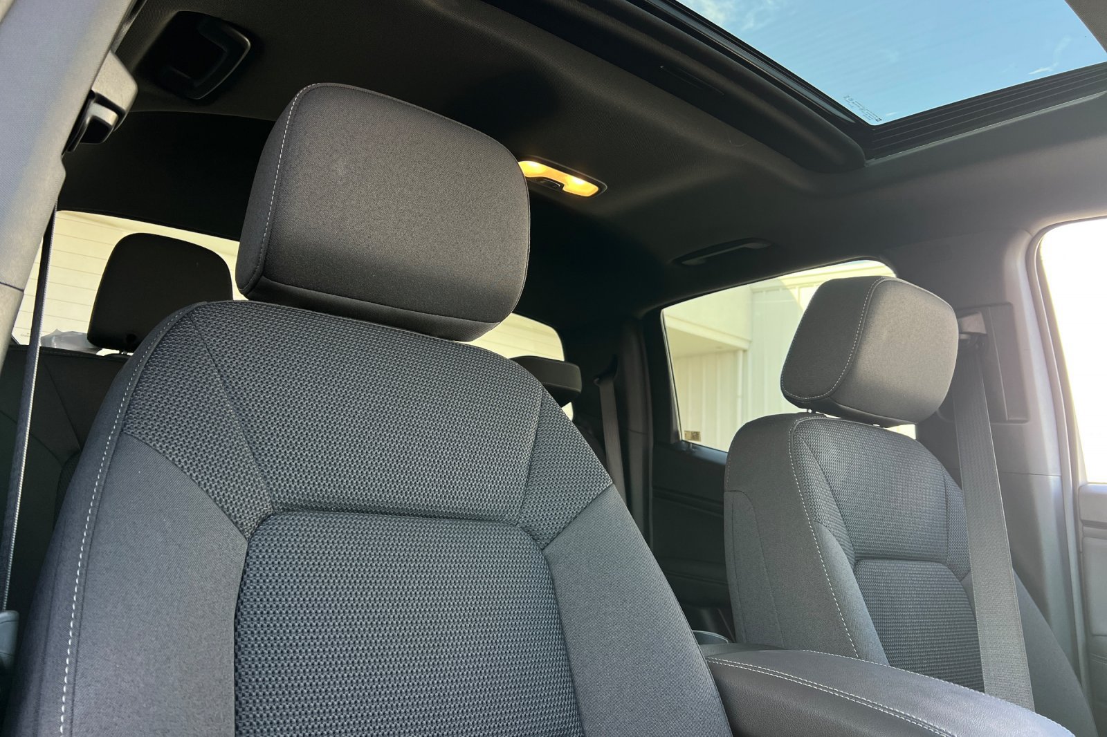 New 2026 GMC Canyon Elevation w/ Convenience Package RWD image 17