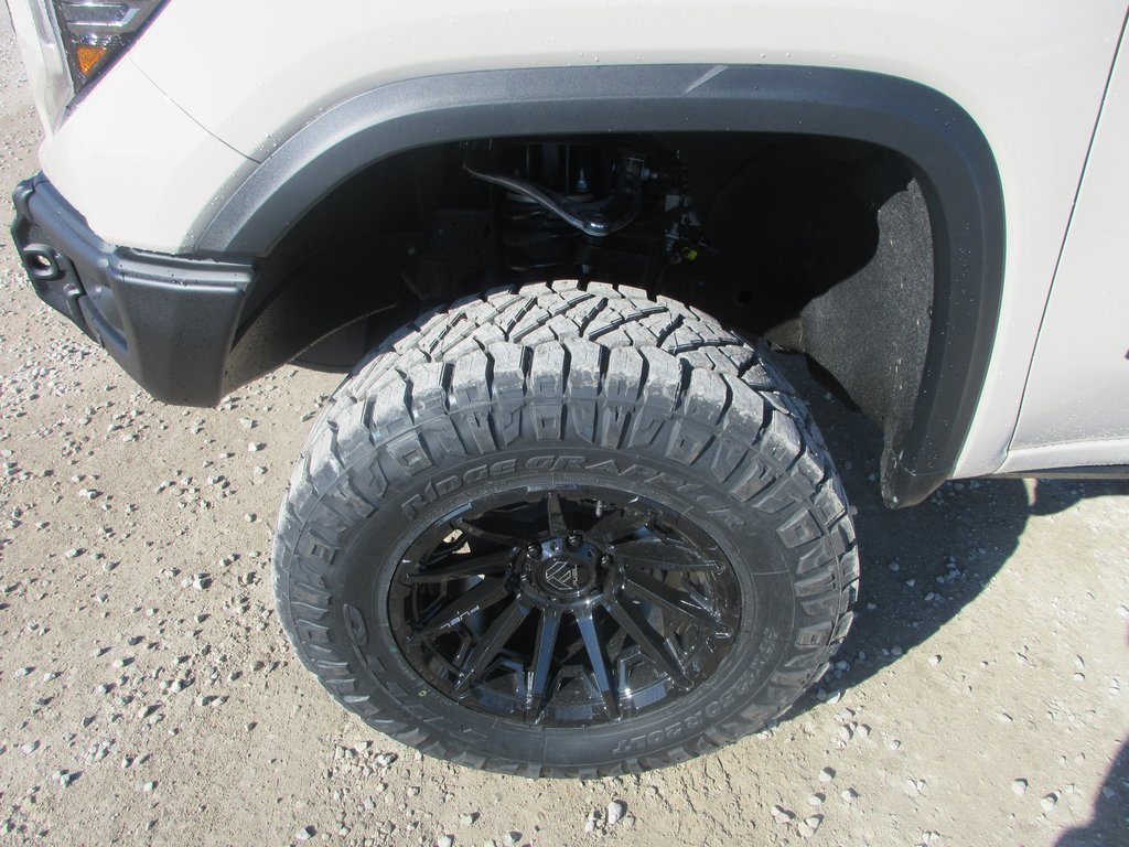 New 2026 GMC Sierra 1500 AT4X image 15