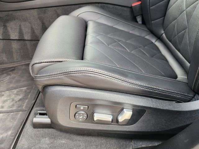 Used 2023 BMW X5 sDrive40i w/ Parking Assistance Package image 27