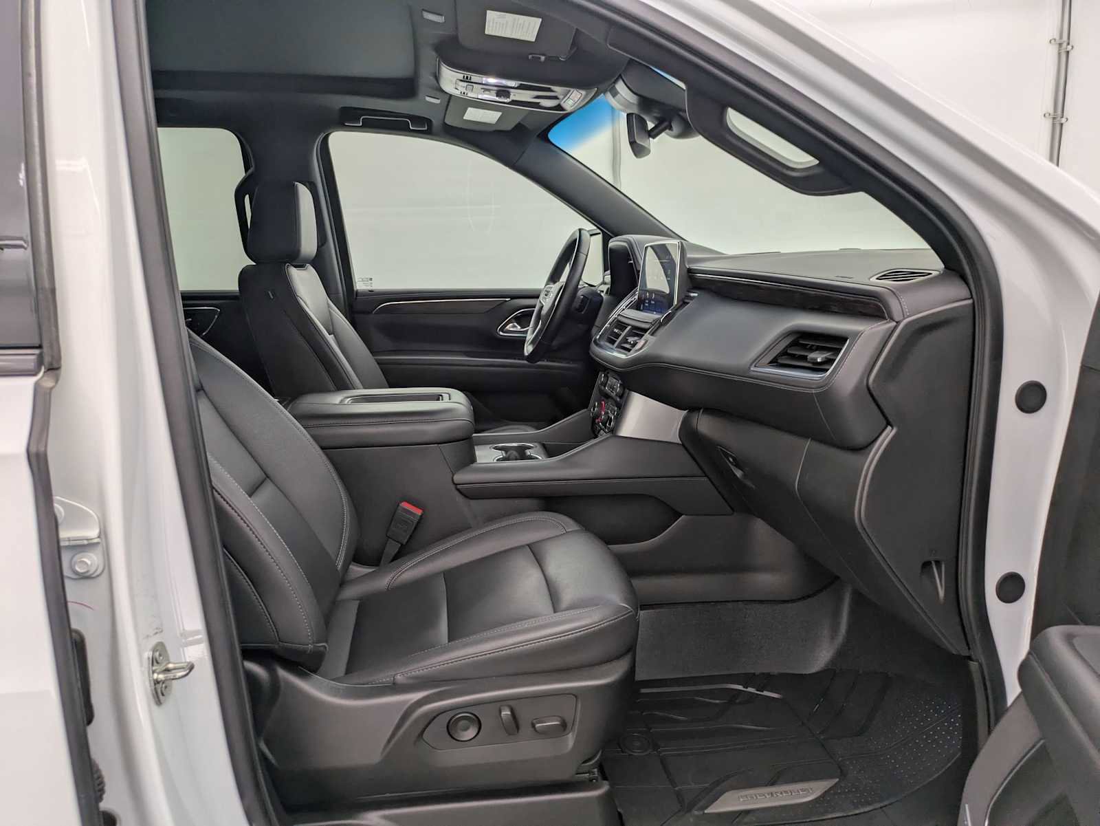 Used 2024 Chevrolet Suburban Z71 AWD/4WD image 20