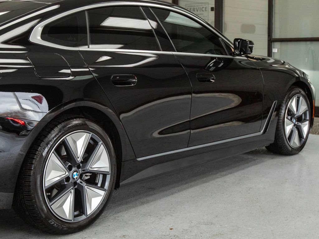 Used 2025 BMW i4 eDrive40 w/ Driving Assistance Package image 33