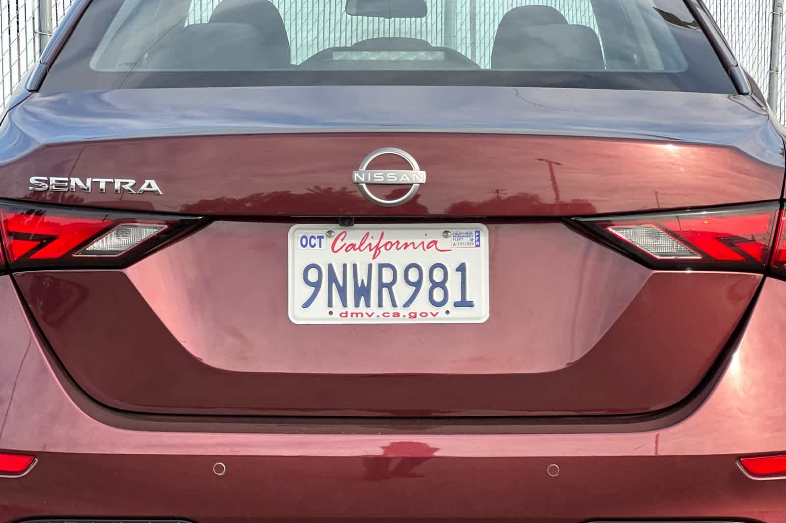 Used 2025 Nissan Sentra SV FWD image 22