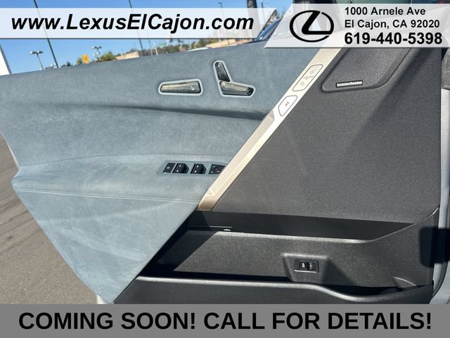 Used 2023 BMW iX xDrive50 w/ Premium Package AWD/4WD image 38