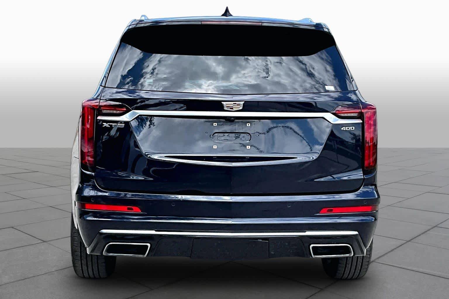 Used 2021 Cadillac XT6 Premium Luxury FWD image 5
