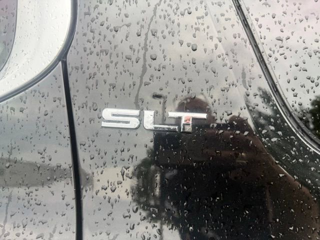 Used 2018 GMC Acadia SLT AWD/4WD image 9