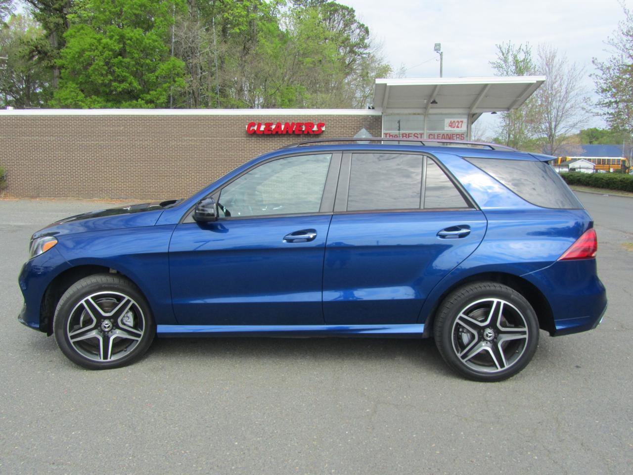 Used 2017 Mercedes-Benz GLE 350 4MATIC image 7