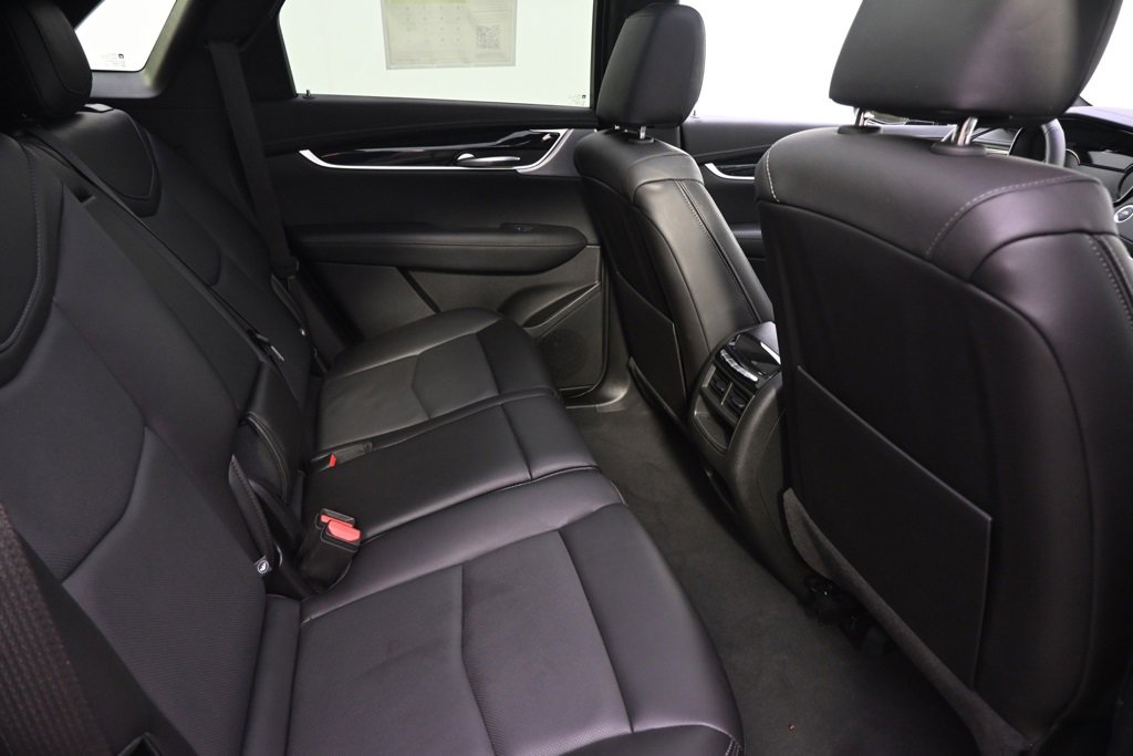 Certified 2025 Cadillac XT5 Premium Luxury image 18