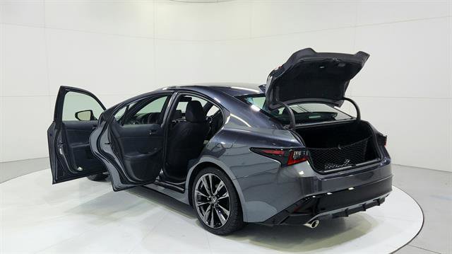 Used 2022 Lexus IS 350 F Sport w/ Accessory Package image 31