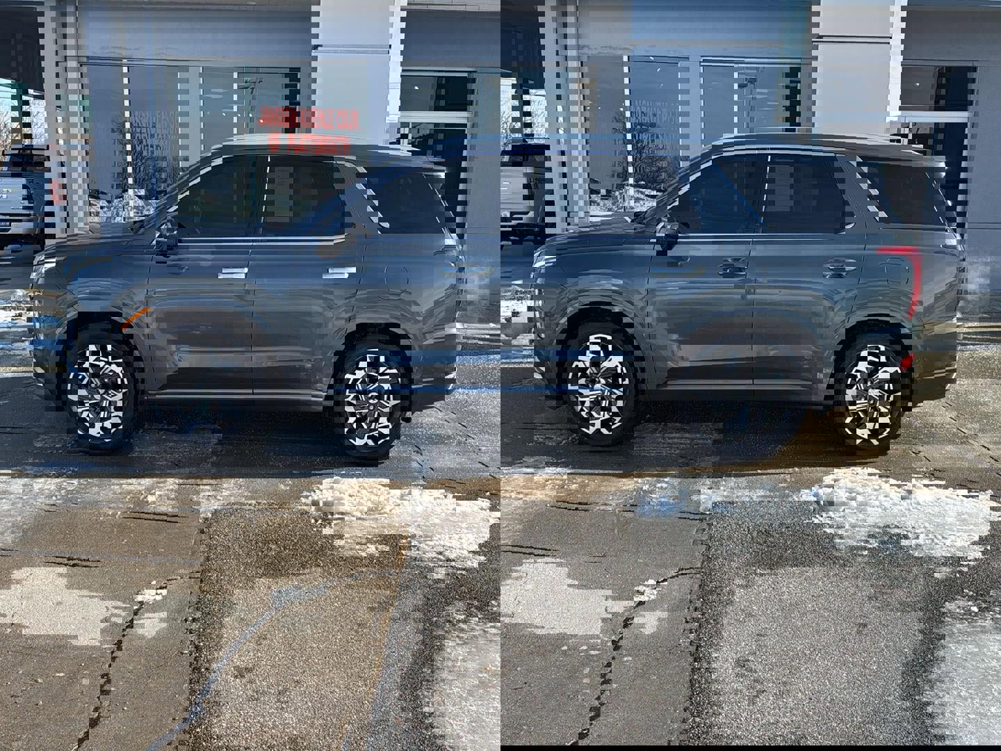 Used 2022 Hyundai Palisade Calligraphy w/ Winter Package