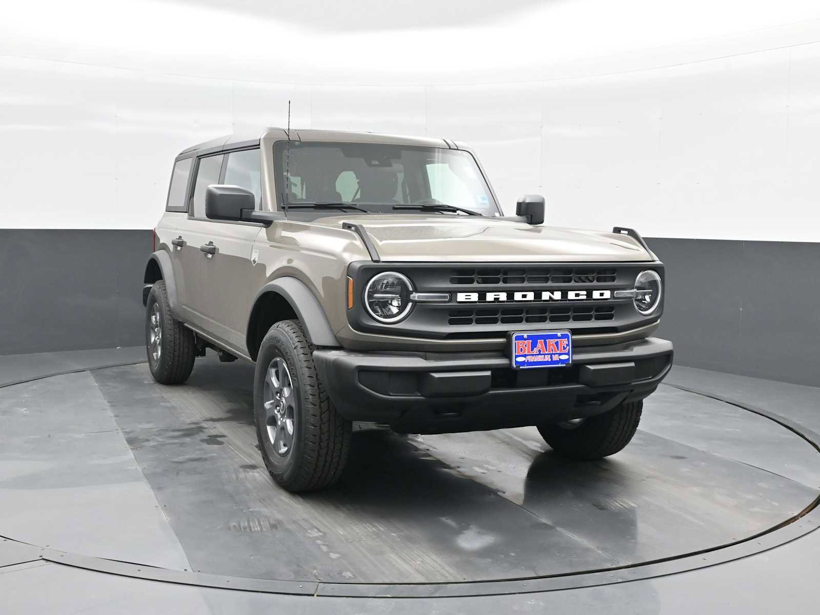 New 2026 Ford Bronco Big Bend image 2