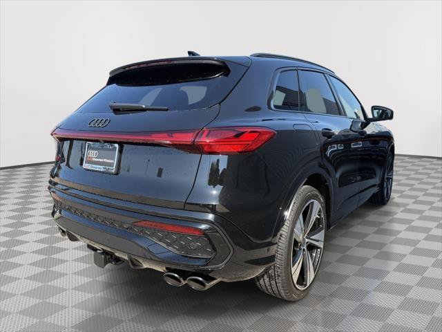 New 2026 Audi SQ5 Prestige AWD/4WD image 5