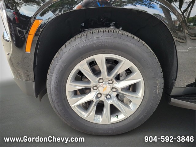 New 2025 Chevrolet Suburban Premier image 9