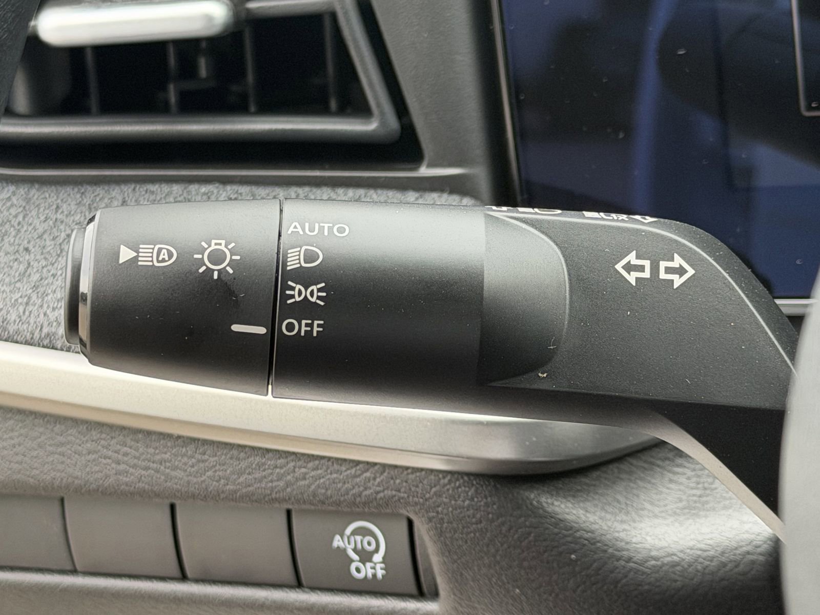 New 2026 Nissan Kicks S FWD image 11