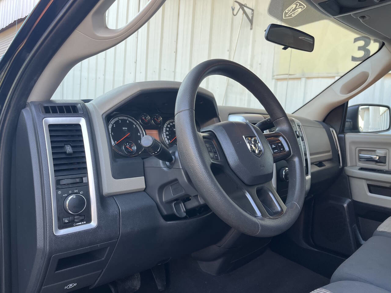 Used 2012 RAM 1500 Classic SLT image 12