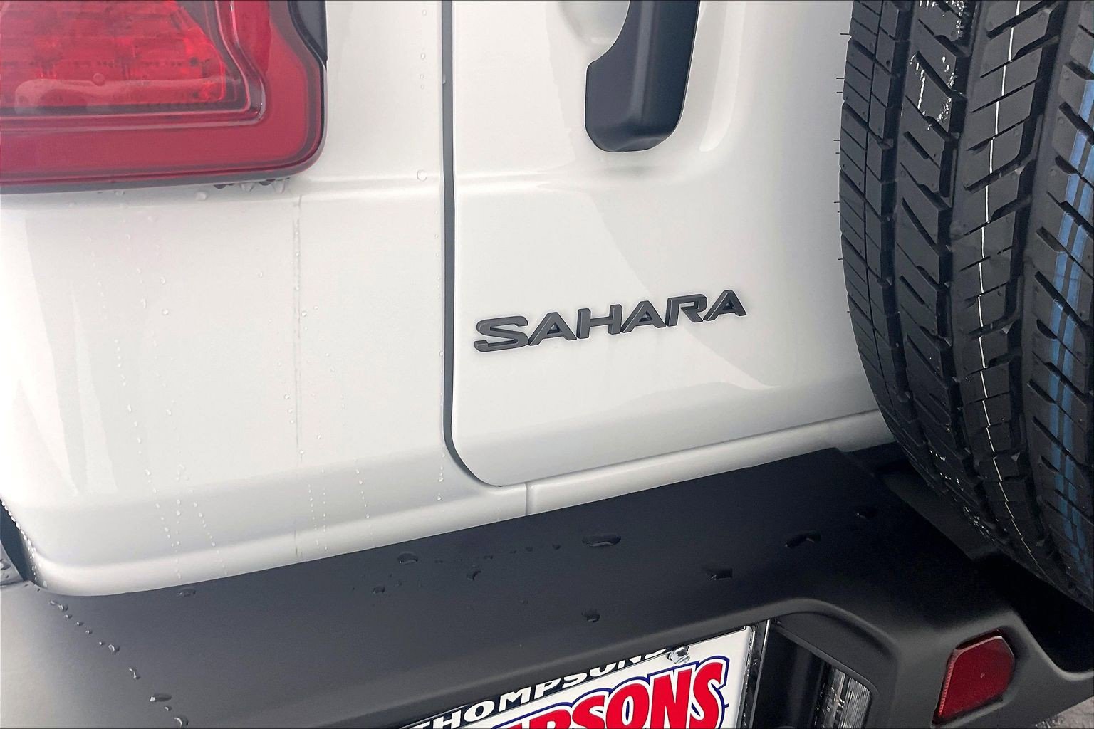 New 2026 Jeep Wrangler Sahara AWD/4WD image 17