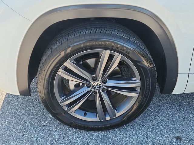 Used 2021 Volkswagen Atlas Cross Sport SE FWD image 7