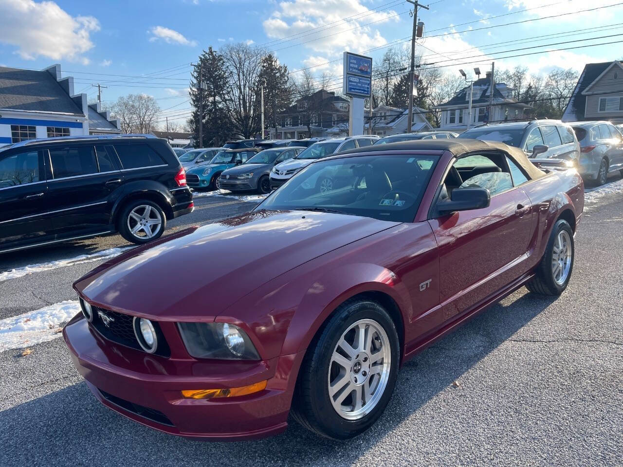 Used 2006 Ford Mustang GT RWD image 2