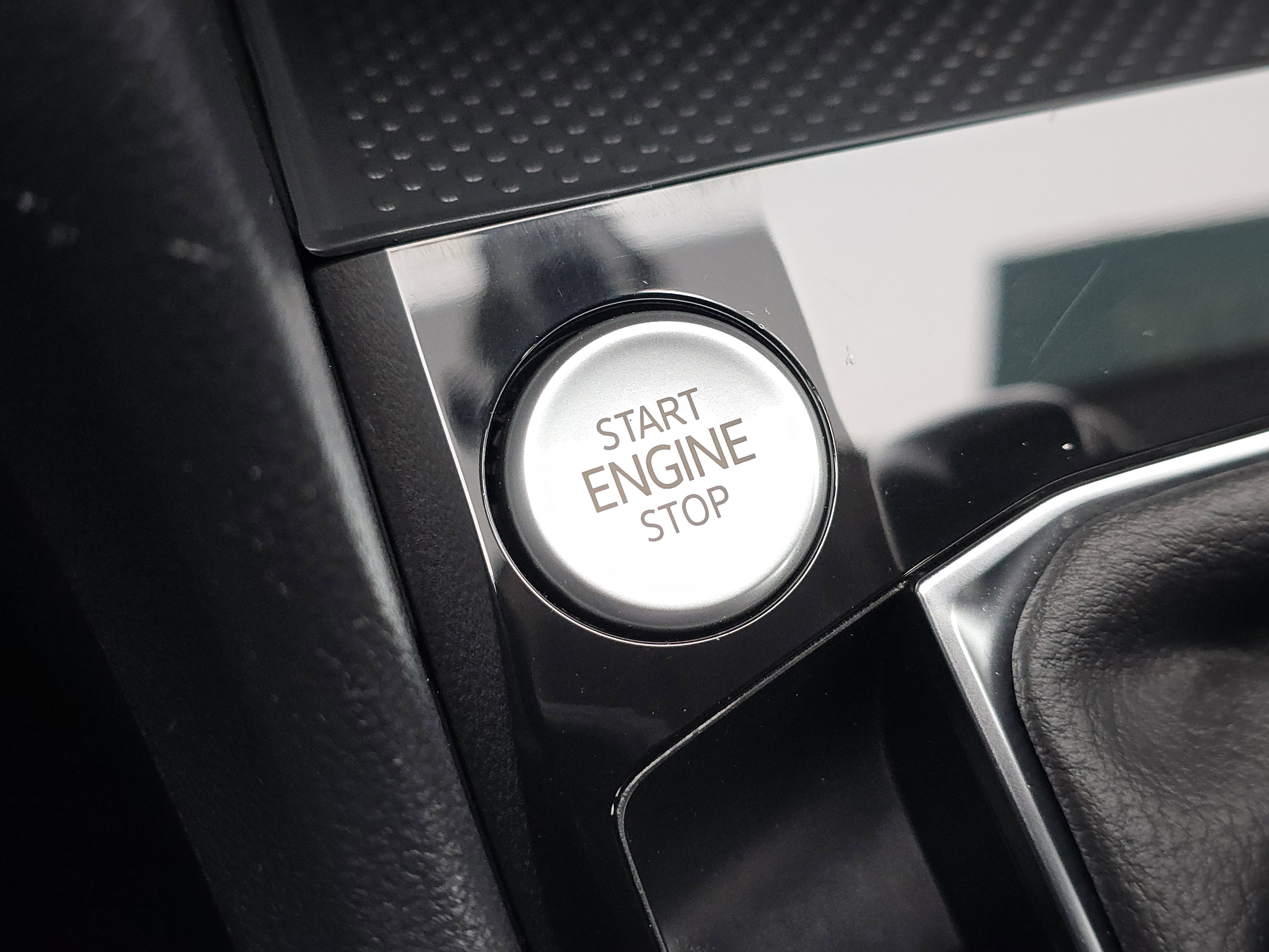 Certified 2024 Volkswagen Taos S image 25