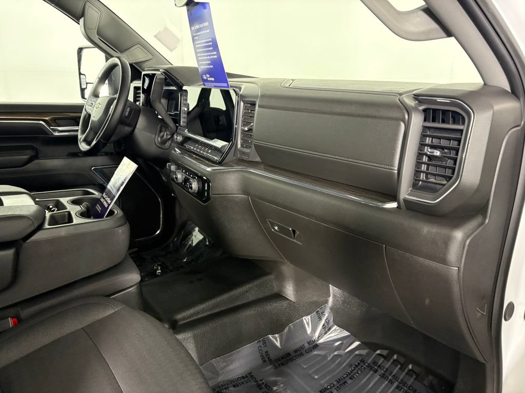 Used 2024 Chevrolet Silverado 3500 LT AWD/4WD image 31