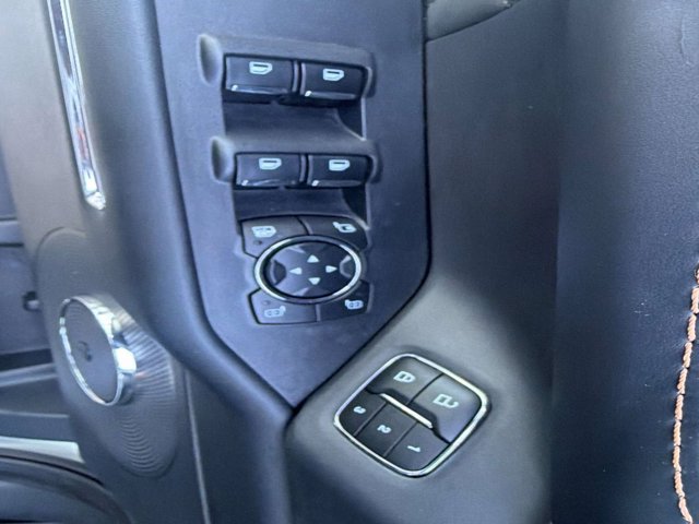 Used 2023 Ford Expedition Max Platinum AWD/4WD image 9