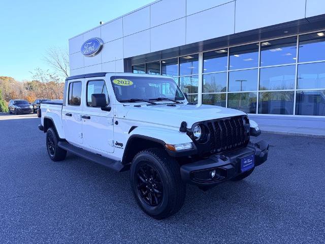 Used 2022 Jeep Gladiator Sport image 2