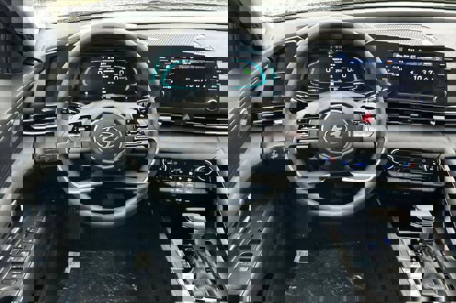 New 2026 Hyundai Elantra Blue image 11
